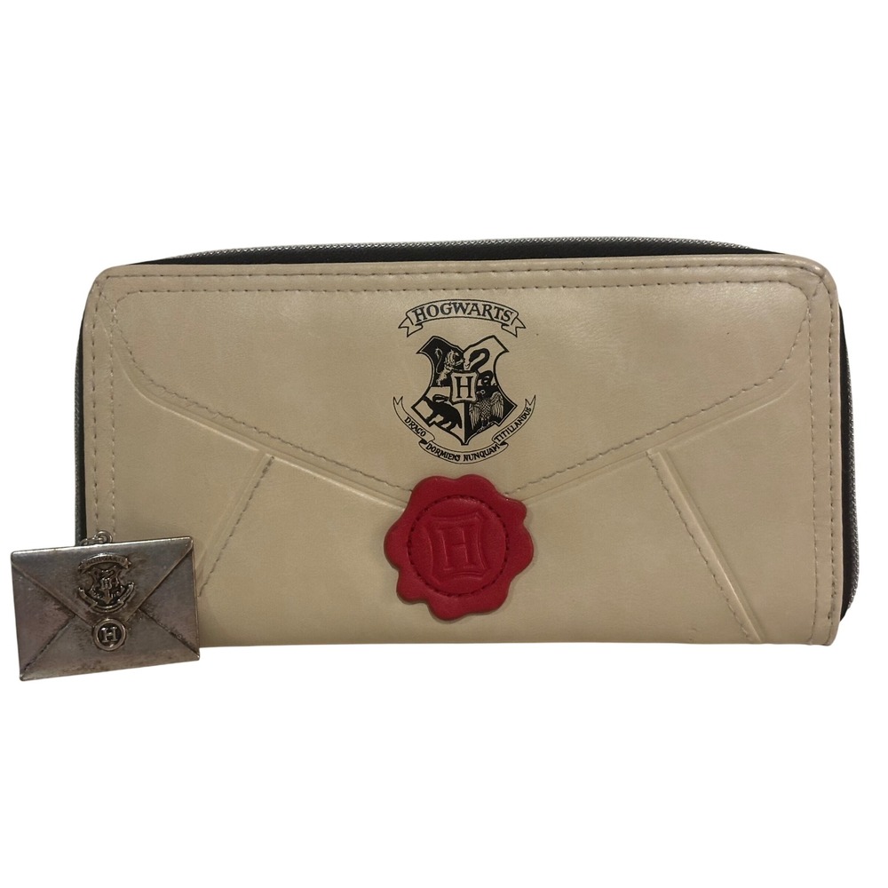 Harry Potter Hogwarts Acceptance Letter Wallet Cream Zip Around Good Preowned